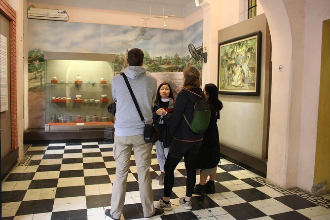 Morning Run Through Historic Hanoi – 12K Signature Route - Vietnam War museums: how the stories make the artifacts click