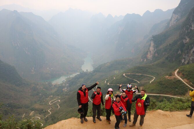 Motorcycle Dirt Bike 2 Days Off The Beaten Track + Privater Room - Day 2: Ma Pi Leng Pass by Jeep, Meo Vac Market Time, and the Return Loop