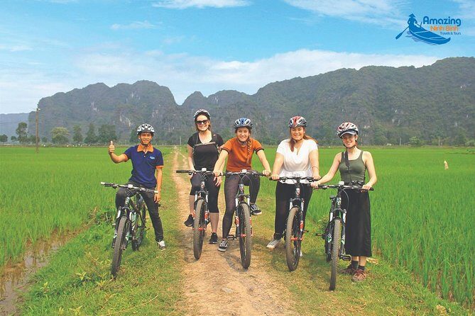 Mua Cave - Tam Coc - Bich Dong Day tour with transfer, local family & bike - Tam Coc and the Ngo Dong River: sampan time and karst drama