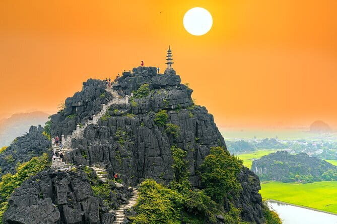 Multi Day Tour in Ninh Binh and Halong from Hanoi - How the Hanoi-to-Ninh Binh start sets the tone