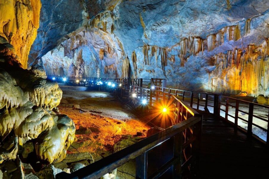 National Park- Paradise Cave & Dark Cave - Dark Cave River Walk: Water Time with a Purpose