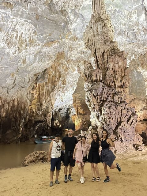 National Park - Paradise Cave & Phong Nha Cave - Paradise Cave trek: how to stay comfortable in the jungle heat