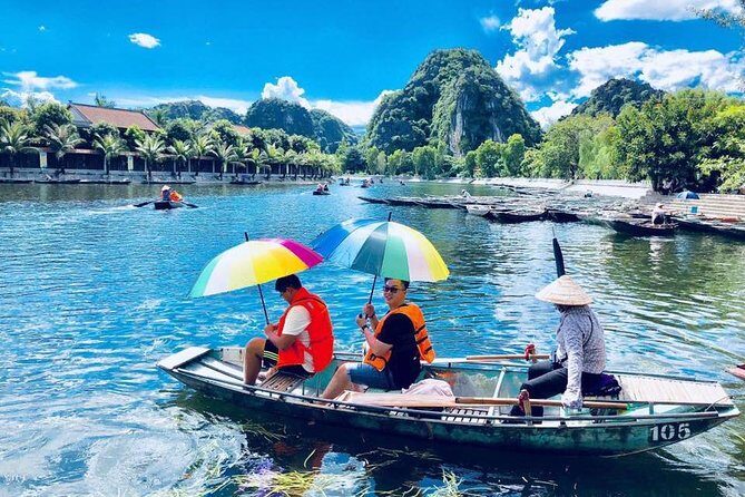 Ninh Binh 1 Day Trip With Mua Cave and Dragon Mountain Hiking - Tam Cốc and Bích Động: the sampan ride through cave by cave views