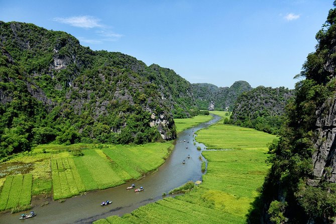 Ninh Binh 2 days 1 night in Homestay: Hoa Lu-Tam Coc- Bai Dinh-Trang An - Getting Out of Hanoi: Pickup and the Calm Start by 7:30