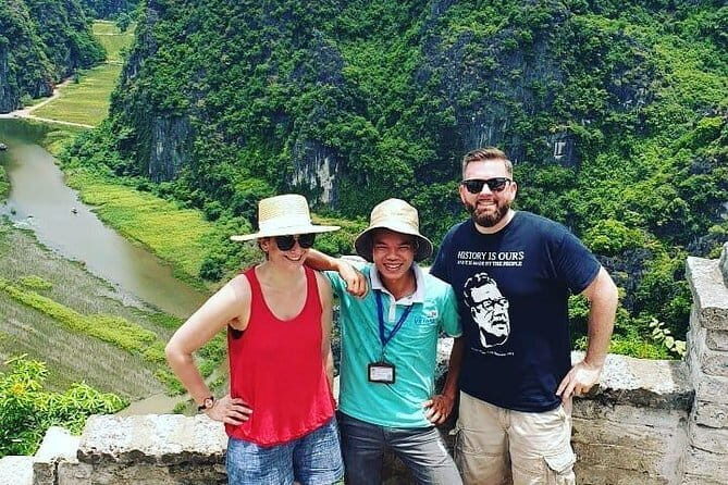 Ninh Binh 2 days 1 night: Mua Cave- Tam Coc- Bai Dinh - Trang An - Ninh Binh 2 Days 1 Night: A Route Built for First-Timers