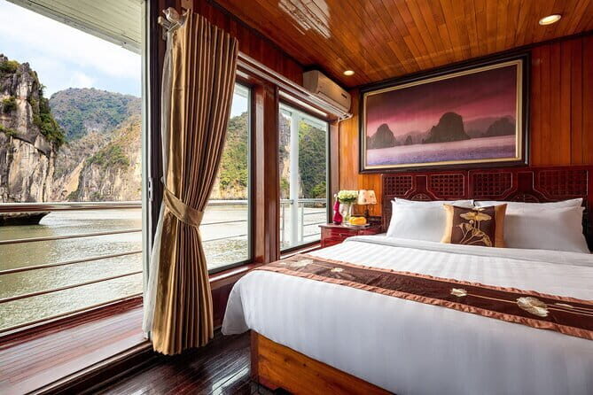 Ninh Binh 2 days 1 night: Mua Cave- Tam Coc- Bai Dinh - Trang An - Bike Through Rice Fields: Your Reset Between Big Sights