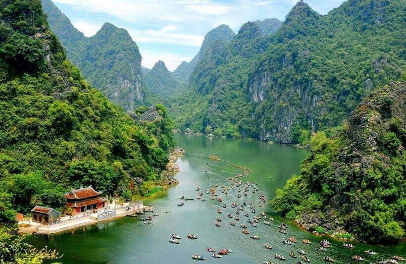 Ninh Binh : Bai Dinh Pagoda, Trang An, and Mua Cave Tour - Bai Dinh Pagoda: Vietnam’s biggest complex and the art that teaches