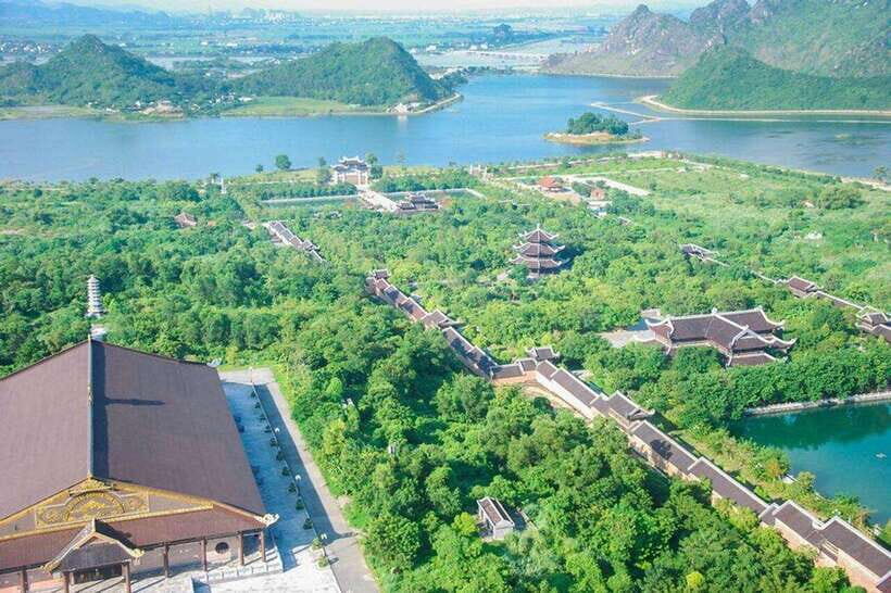Ninh Binh : Bai Dinh Pagoda, Trang An, and Mua Cave Tour - Mua Cave: the 500-step climb that pays off with big views