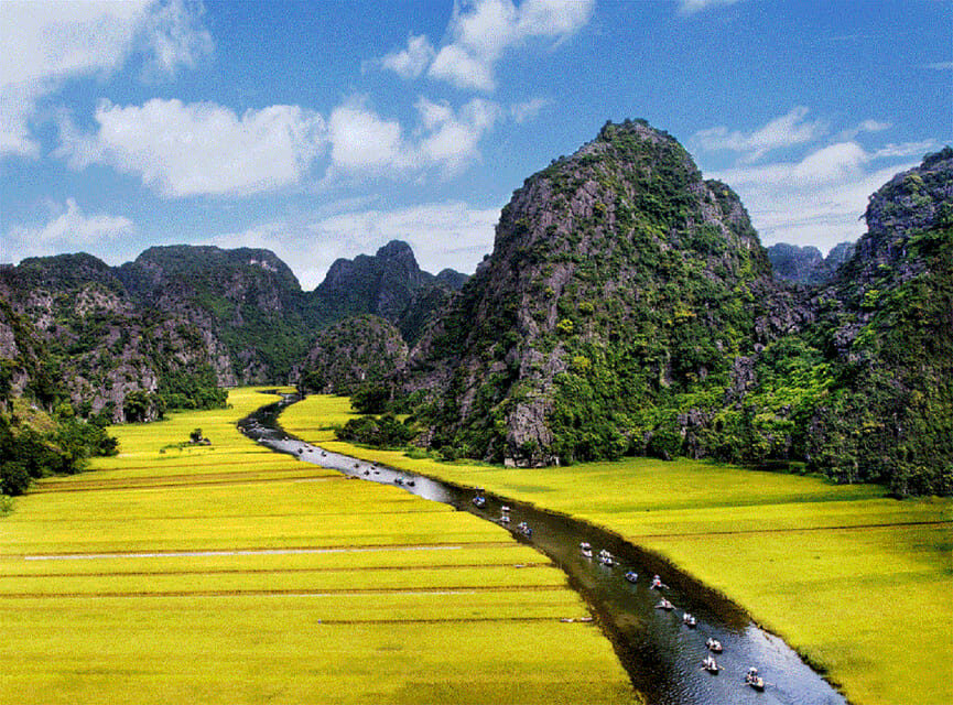 Ninh Binh : Countryside Tour by Motorcycle - Buffalow Riding - How to prepare for buffalo riding and getting wet