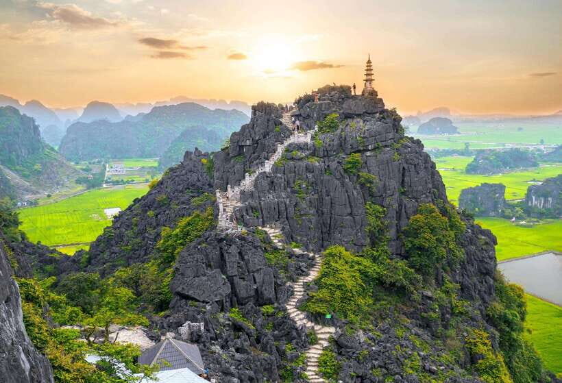 Ninh Binh Day Tour: Bai Dinh, Trang An, Mua Cave from Hanoi - From Hoan Kiem to Bai Dinh: Timing and the 110 km Drive