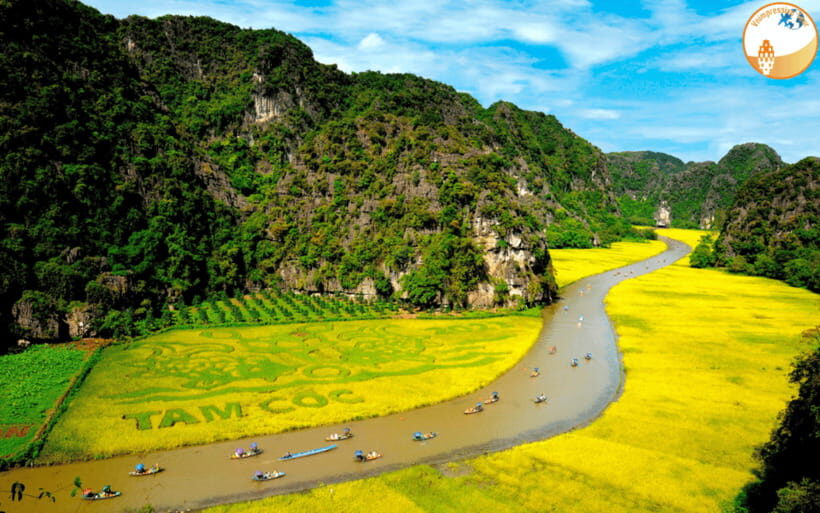 NINH BINH DAY TRIP: HOA LU,MUA CAVES &THUNG NHAM BIRD VALLEY - Buddha Cave: a 500-meter boat ride through stalactites and cave magic