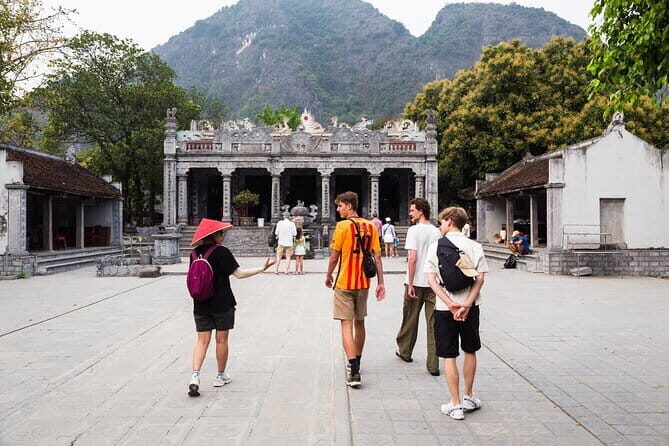 Ninh Binh E-Bike Tour -Secret Landscapes Tam Coc Countryside plus - The 5-hour route: how the day is paced