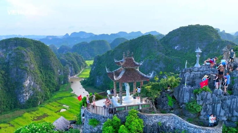 Ninh Binh E-bike Tour: Tam Coc Rural Life, Bich Dong & Dundj - Pickup in Hoa Lư and the real timing (4 hours, two departures)
