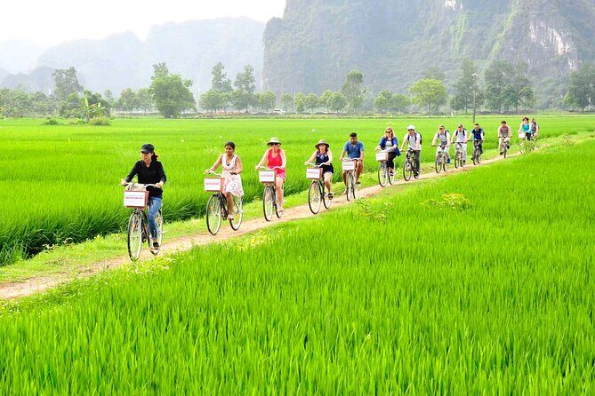 Ninh Binh full day-Hoa Lu temple & biking, Tam Coc boat trip, Dragon mountain - Getting to Ninh Binh from Hanoi: the early start and why it’s worth it