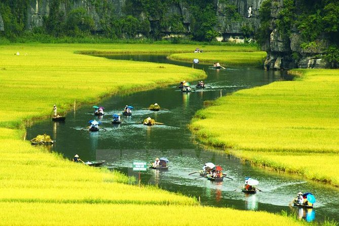 Ninh Binh Full Day Tour: Bai Dinh Pagoda - Trang An - Mua Cave - What to pack and how to survive a long day without misery