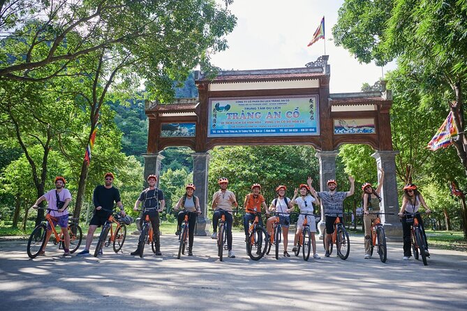 Ninh Binh Full Day Tour from Hanoi by Limousine - Bai Dinh Pagoda or Hoa Lu Ancient Capital: your first history hit