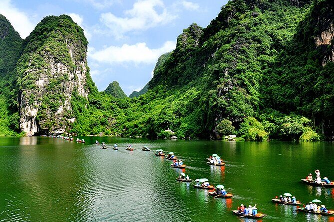 Ninh Binh Full Day Tour Group 8 (Trang An- Bich Dong- Mua cave) - Mua Cave and Ngoa Long Mountain: The View Climb You’ll Remember