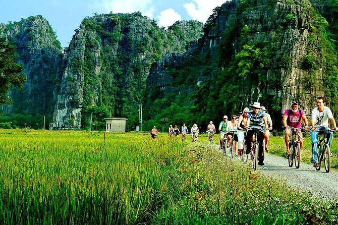 Ninh Binh Full Day Tour with Hoa Lu, Tam Coc and Mua Cave - Tam Coc by sampan: the slow ride that makes the whole day worth it