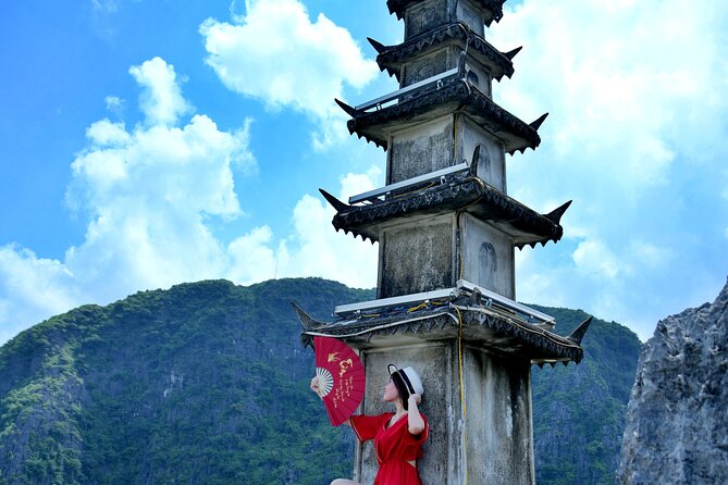 Ninh Binh Group Tour of 11 from Hanoi via Mua Cave Tam Coc Hoa Lu - Hanoi Old Quarter Pick-Up: Starting Smooth Helps a Lot