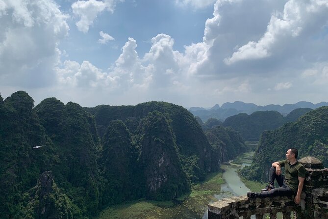 Ninh Binh Group Tour of 11 from Hanoi via Mua Cave Tam Coc Hoa Lu - Hoa Lu Temples: Ancient Vietnam in a Manageable Stop