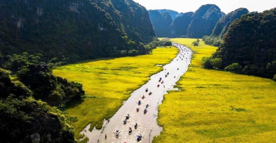 Ninh Binh: Hoa Lu Tam Coc Hang Mua on Limousine and Cycling - Getting back to Hanoi: timing that keeps you out too late