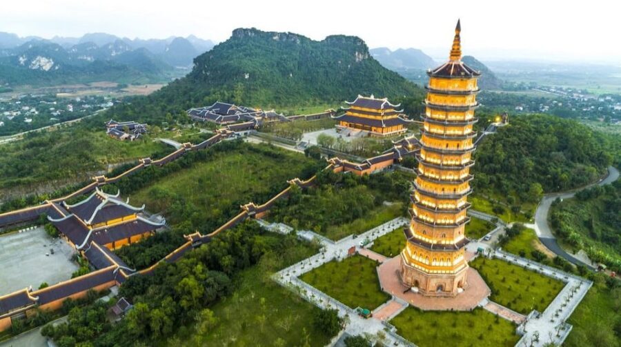 Ninh Binh : Hoa Lu, Trang An & Mua Cave 1 Day Trip - Should you book the Hoa Lu, Trang An & Mua Cave 1 Day Trip?