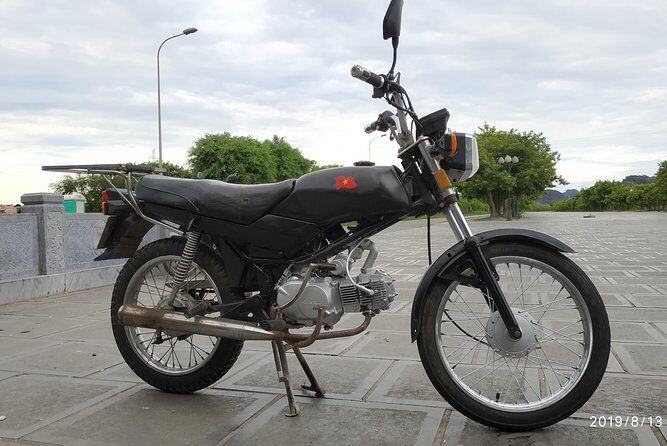 Ninh Binh Motorbike Rental (Manual motorbike) - Reliability is the real luxury: brakes, lights, and starting power