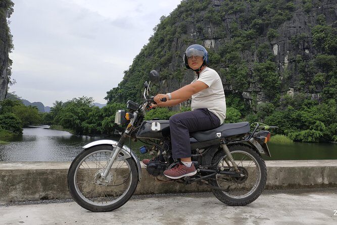 Ninh Binh Motorbike Rental (Manual motorbike) - Delivery support if your base is tricky