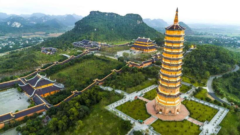 Ninh Binh : Mua Cave, Bai Dinh Pagoda, and Trang An Day Tour - Getting From Tam Coc, Trang An, or Ninh Binh to the First Stop