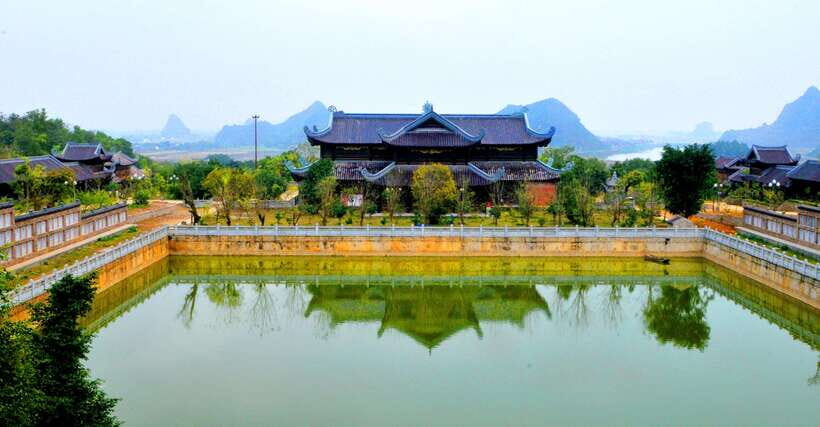 Ninh Binh : Mua Cave, Bai Dinh Pagoda, and Trang An Day Tour - Bai Dinh Pagoda: Vietnam’s Largest Sacred Complex in Real Life