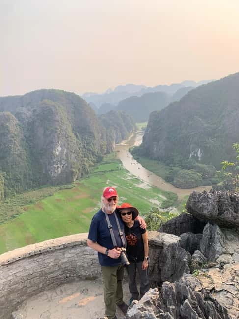 Ninh Binh: Mua Cave Hike, Trang An Boat & Village Bike Tour - Garden café + optional bamboo weaving: a good ending to the day