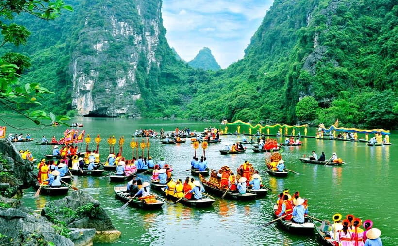 Ninh Binh: Mua Cave Hike, Trang An Boat & Village Bike Tour - Who should book this tour