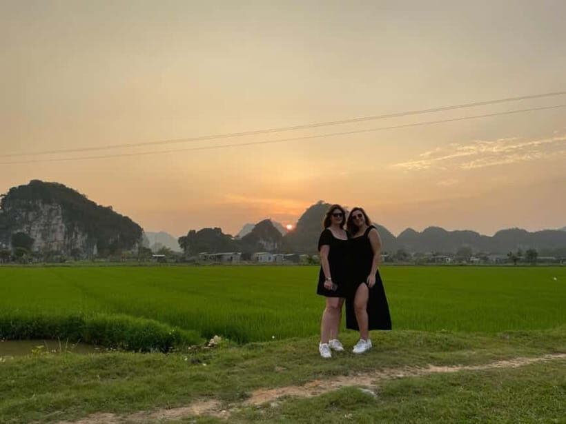 Ninh Binh Sunset Motobike Tour: Mua Cave, Bich Dong, Hoa Lu - Tips to get better photos and a smoother evening