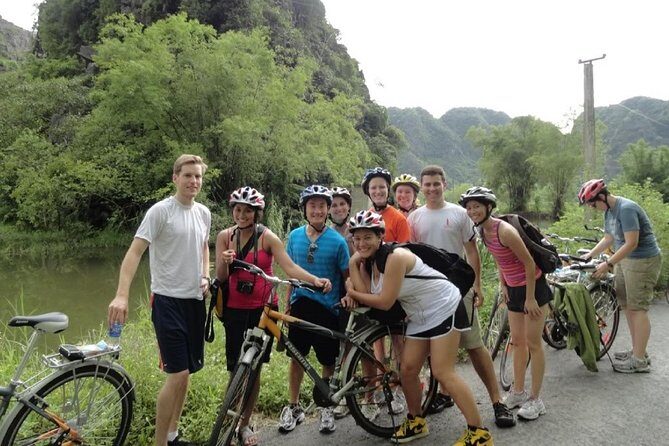 Ninh Binh: The best of Hoa Lu, Hang Mua Hiking, Tam Coc Boat Tour - What makes this Ninh Binh day tour work