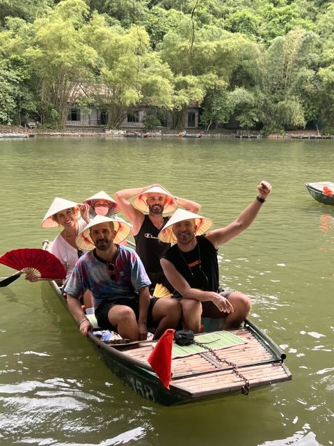 Ninh Binh Tour: Full-Day Hoa Lu and Tam Coc Boat Tour - Hoa Lư ancient capital: how dynasties make sense on the ground