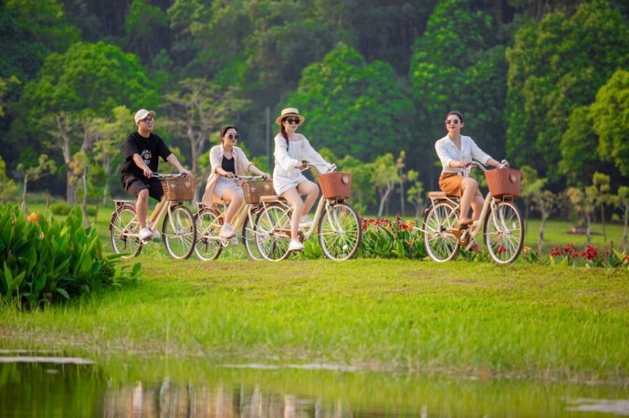 Ninh Binh - Trang An - Mua Cave Day Trip with All-inclusive - Pace, comfort level, and what to pack for the full day