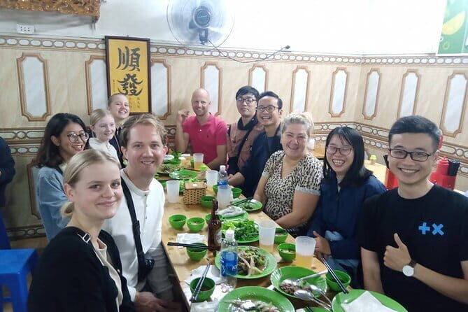 Ninh Binh Trip From Hanoi: Hoa Lu-Mua Cave-Boat-Cycling-Lunch - Lunch in Ninh Bình: what’s included and what to expect