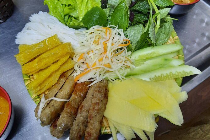 No Diet Club - Local food tour in Hanoi with many tastings ! - Fit check: who should book this Hanoi food tour