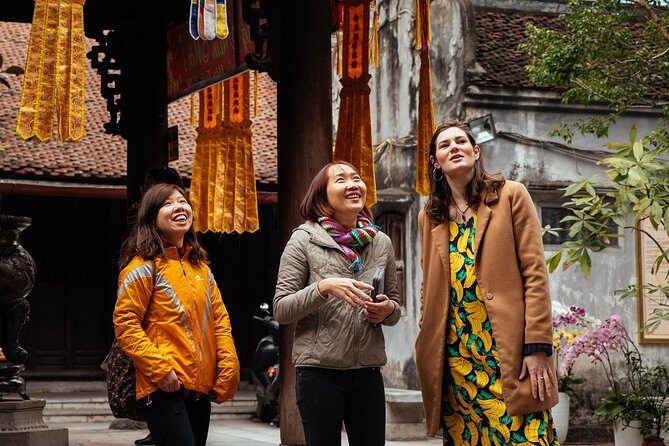 Off the Beaten Track in Hanoi: Private City Tour - A short private Hanoi walk that feels like a local reset