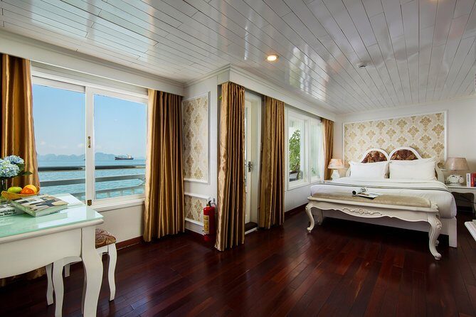 (Official) Signature Royal Cruise - 02 days 01 night program - FAQ