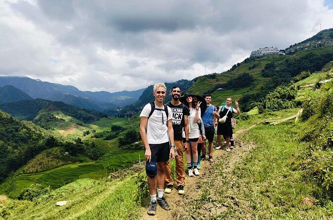 One Day Sapa Trekking to Lao Chai and Ta Van Villages - Who should book this one-day Lao Chai and Ta Van trek?
