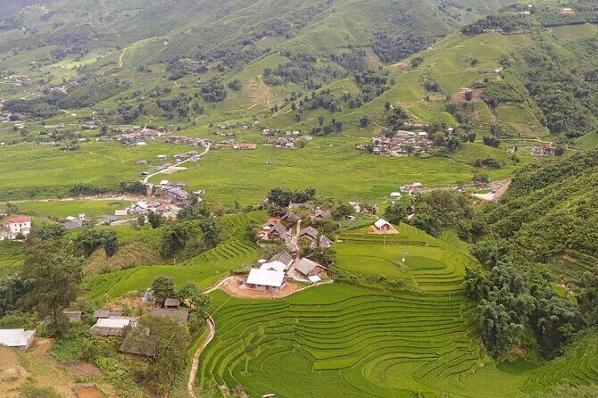 One day Trekking in Sapa and Muong Hoa Valley with local guide - Ta Van village: weaving, everyday life, and a slower feel