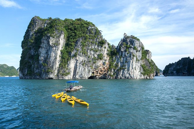 Overnight Bai Tu Long Bay and Ha Long Bay Cruise - Day 1 on the Water: Bai Tu Long Bay and Time for Real Stops