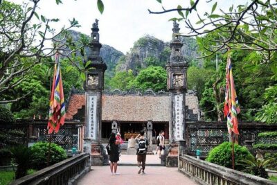 Perfume Pagoda Pilgrimage Full-day Tour - Yen River Boat Cruise: The Calm Part of the Journey