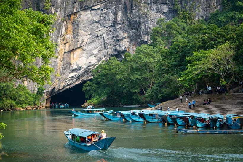 Phong Nha: Full Day Paradise Cave and Phong Nha Cave Tour - From Dong Hoi pickup to cave country: how the day starts