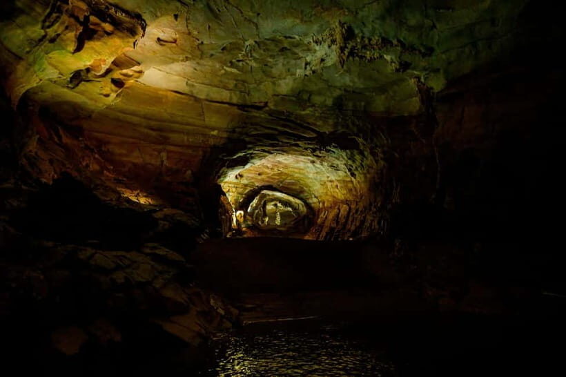 Phong Nha: Full Day Paradise Cave and Phong Nha Cave Tour - Dragon boat and golf cart: the odd extras that actually help the flow