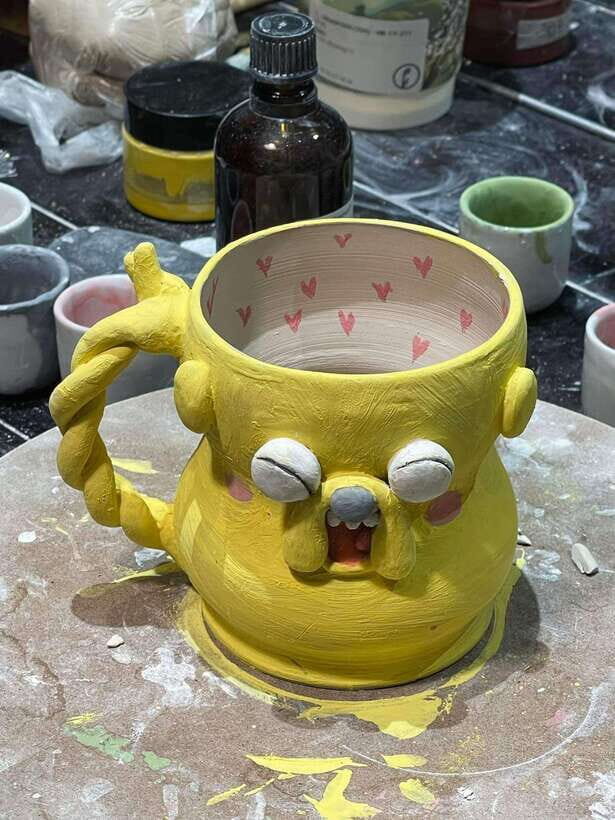 Pottery with Local Artist – Fast Firing, Ships Worldwide - Group size, language support, and how the teaching feels