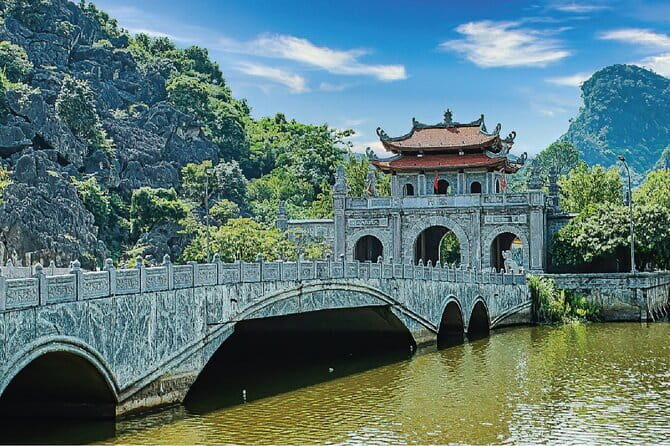 Private 1 day in Ninh Binh with Hoa Lu, Trang An and Mua cave - Tràng An karst waterways: the scenery part of the day you’ll remember