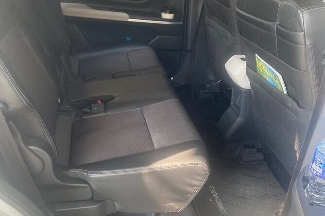 PRIVATE 4 seats - Hanoi Airport Transfer; Arrival or Departure - Price and value: why $15.50 per group can make sense