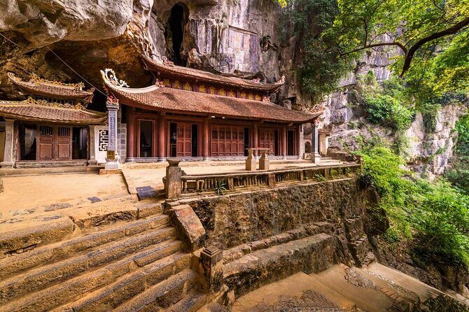 Private Boat and Biking Tour in Ninh Binh (Trang An - Hang Mua) - Trang An Grottoes on a Local Sampan: Sao Khe River Caves and Film Set Stops
